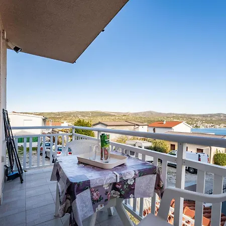 Appartement S&g Leko-1 By Interhome